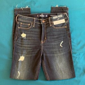 Hollister High-Rise Crop Super Skinny Jeans